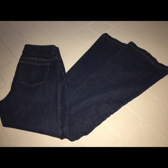 Tahari Leone Jeans size 8 flare leg - Picture 7 of 8